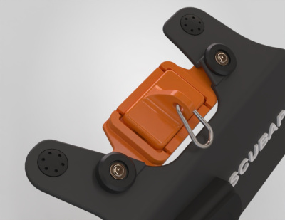 hydros_montageplatte_mit_karabiner_cam2